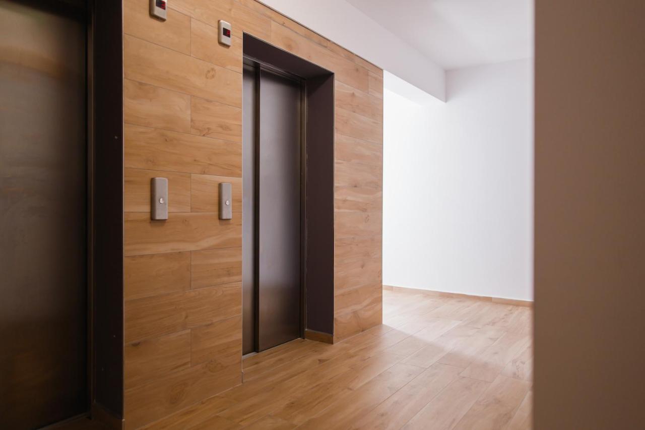 Charming Family Haven Apartment Oradea Exterior photo