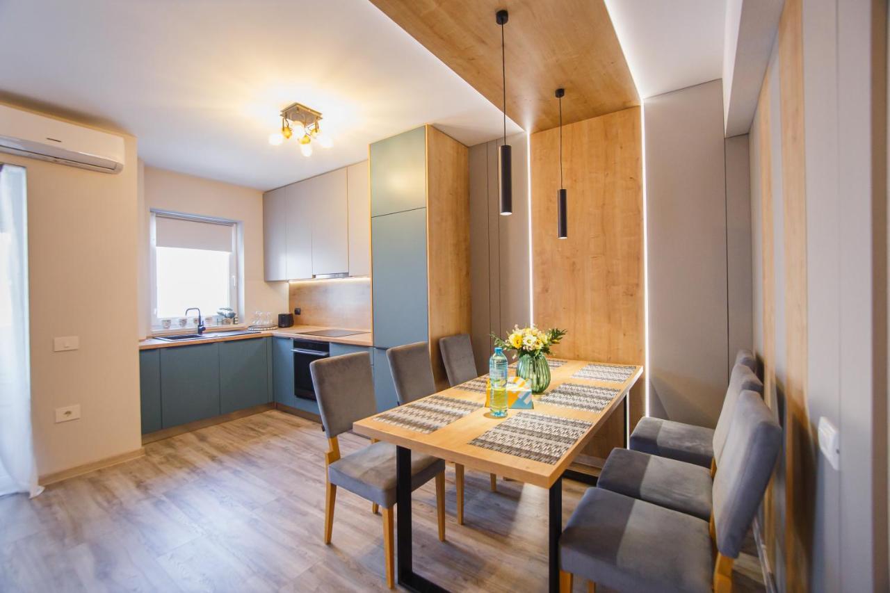 Charming Family Haven Apartment Oradea Exterior photo