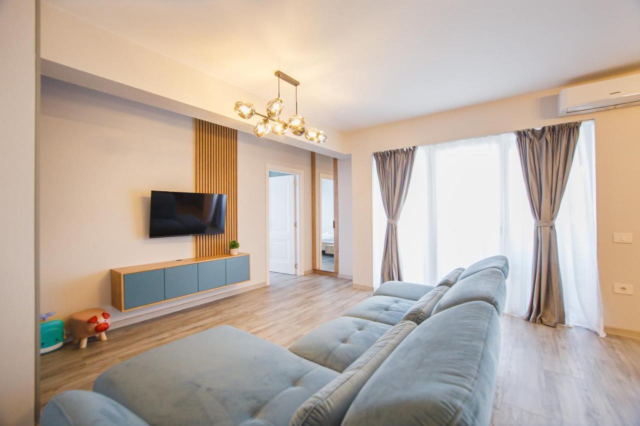 Charming Family Haven Apartment Oradea Exterior photo